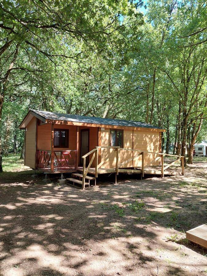 Tent in Sarria, Reserva da Biosfera Ribeira Sacra e Serras do Oribio e Courel