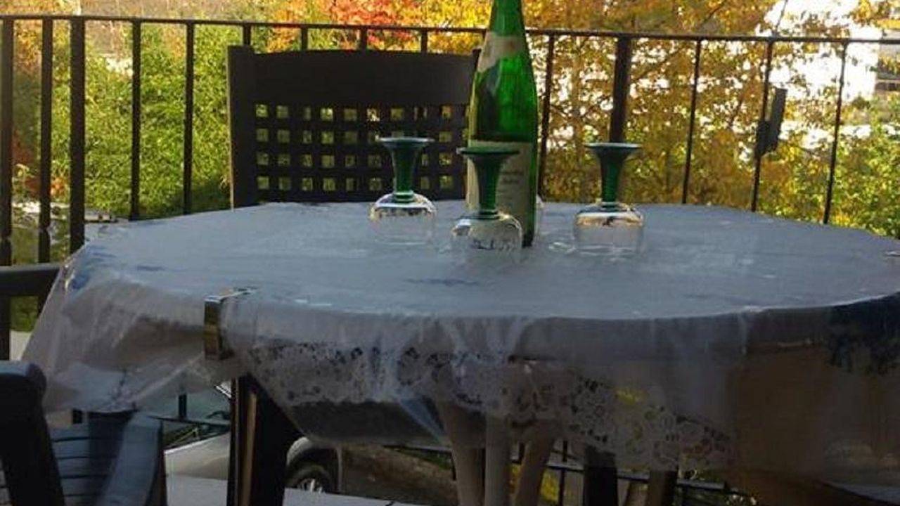 Appartamento intero, Appartamento vacanze per 5 persone con balcone in Schleich, Moseleifel
