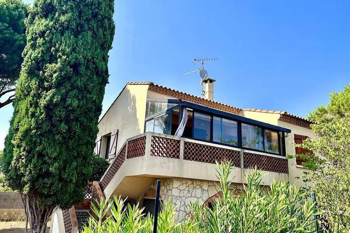 Villa for 4 people, with garden - 1
