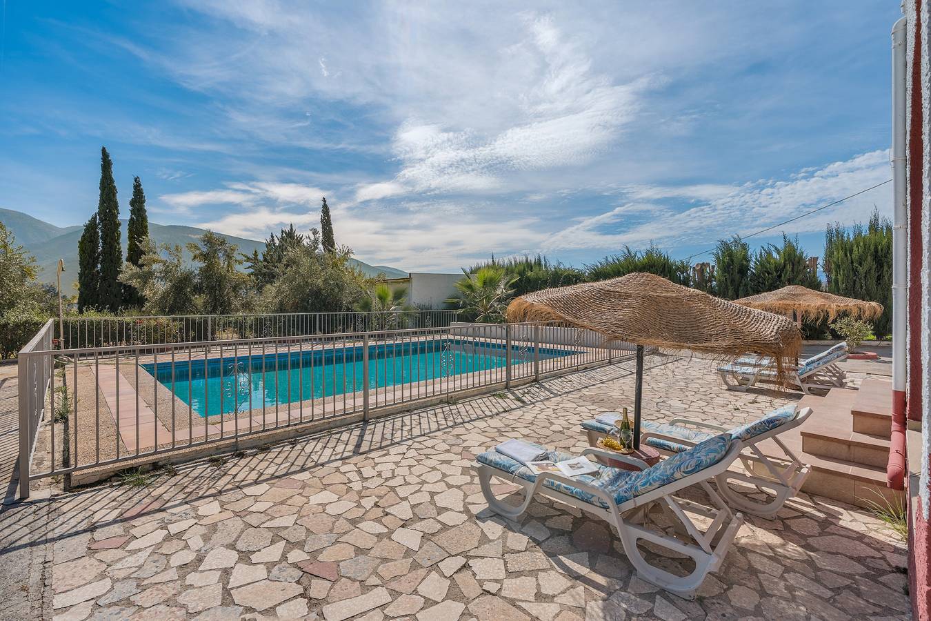 Finca 'Ana - Cortijo Puerta' mit privatem Pool, Wi-Fi und Klimaanlage in Órgiva, Granada Provinz