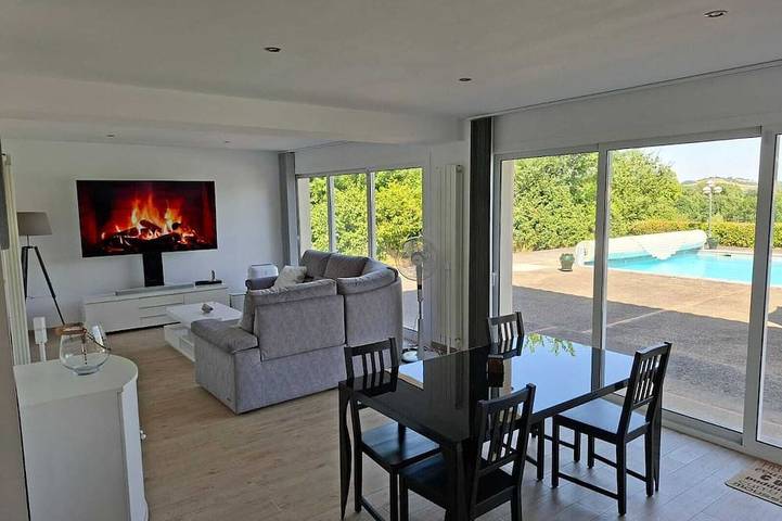 Maison de vacances pour 8 personnes, avec piscine à Samatan