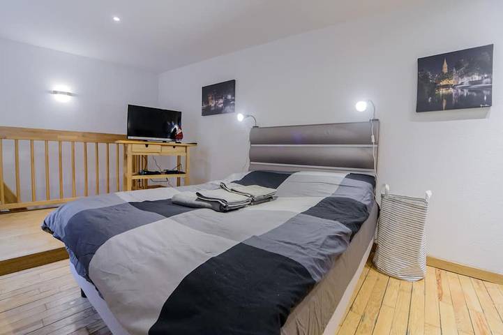 Apartamento entero, Acogedor y tranquilo apartamento en el centro fhistorico de la ciudad francesa de Estrasburgo. in Estrasburgo, Región de Estrasburgo