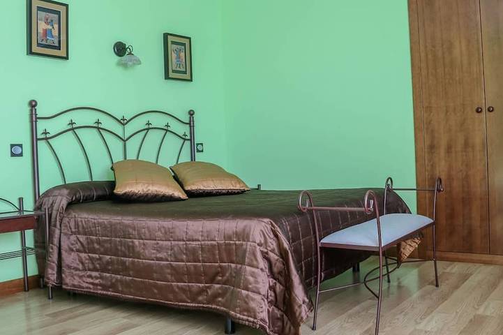 4* ländliche Häuser mit Garten und allen Annehmlichkeiten in Sasamón, Burgos Provinz