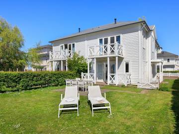 Ferienhaus für 14 Personen, mit Garten, kinderfreundlich in Hellevoetsluis