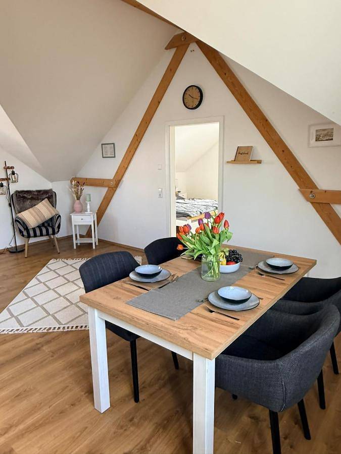 Ferienwohnung für 4 Personen, mit Terrasse und Ausblick in Laufenburg