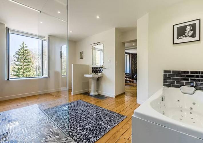 Chambre d’hôte pour 2 personnes, avec piscine ainsi que jacuzzi et jardin dans l' Eure - 2