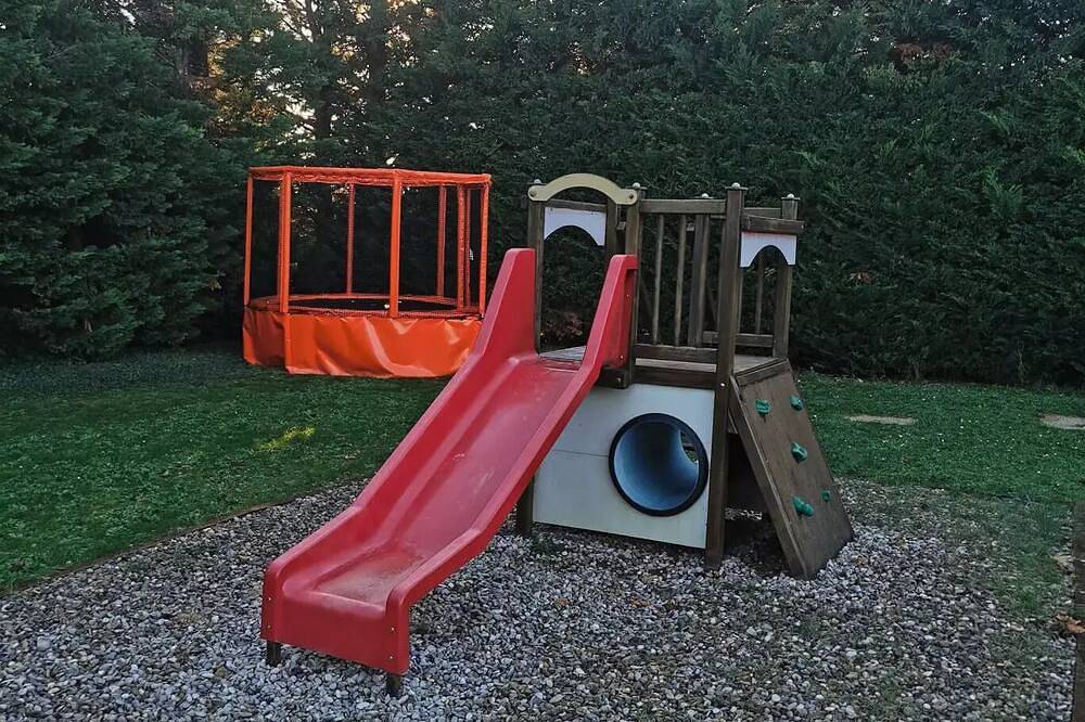 Mobil Home Traditionnel 6 persons in Violès, Vaucluse