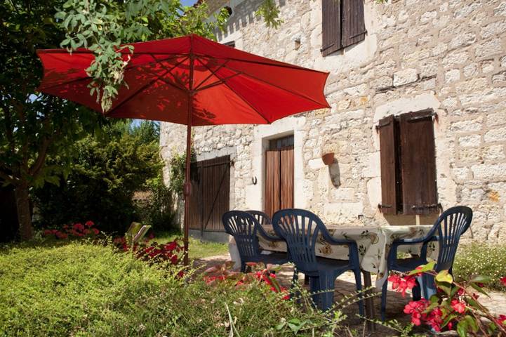 Gîte pour 5 personnes, avec jardin - 1
