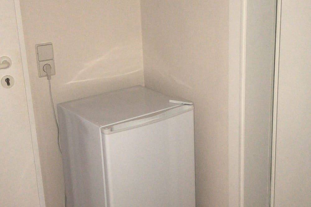 Entire apartment, Nice rooms in a very quiet area in Karlsruhe, Rhine Plain
