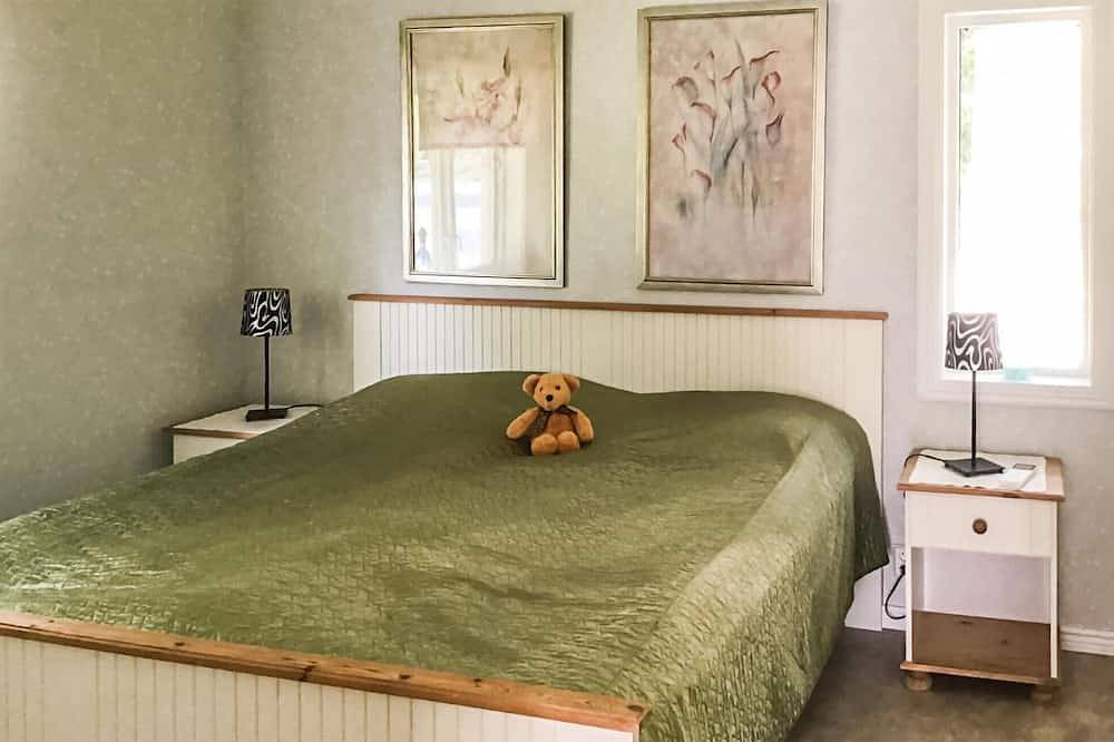 2 bedroom awesome home in Frövi in Lindesberg, Örebro region