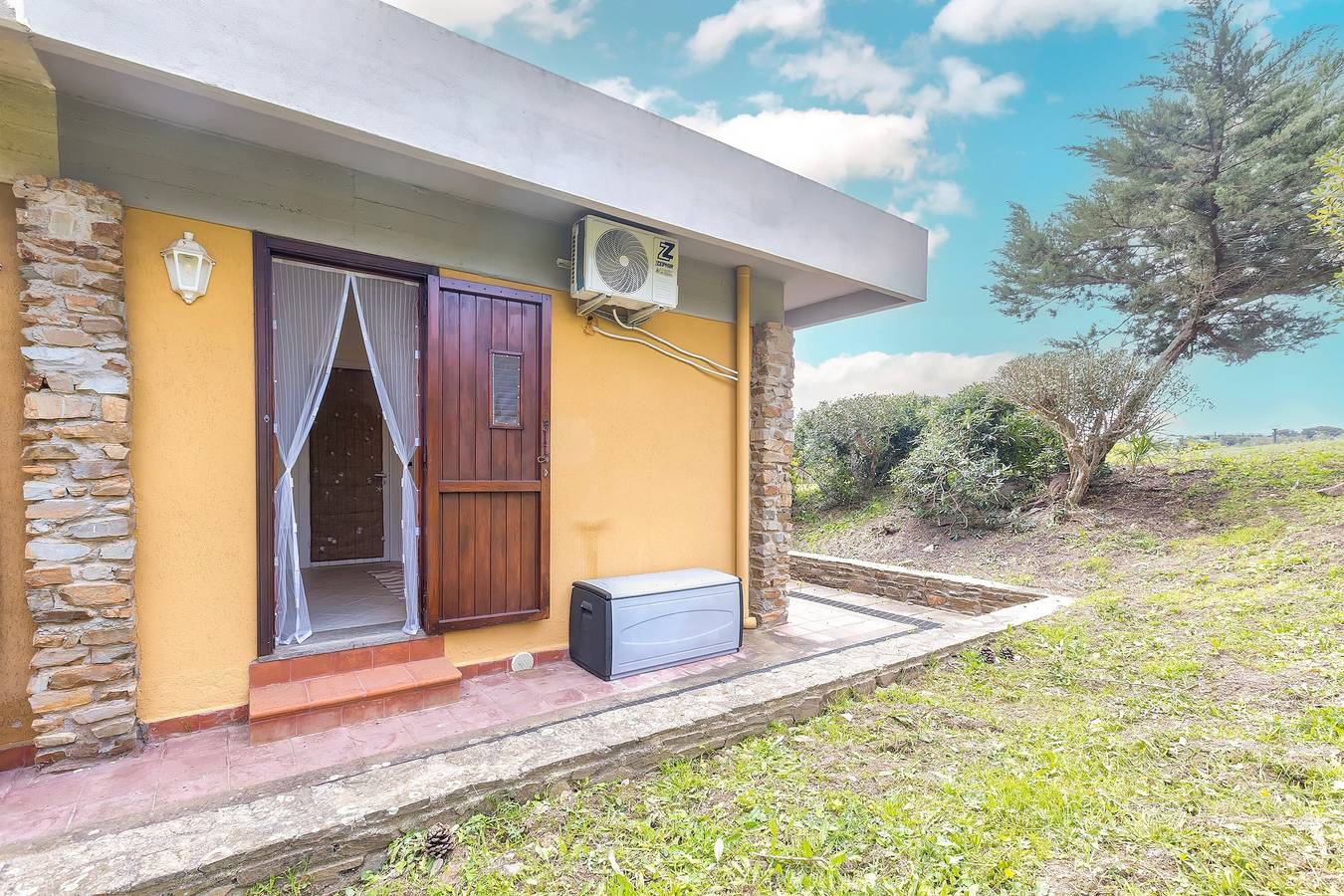 Casa vacacional 'Fiamma' con vistas al mar, terraza privada y aire acondicionado in Stintino, Nurra