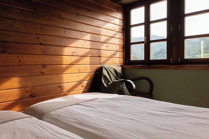 Bauernhof für 3 Personen, mit Terrasse, mit Haustier in Lena - 4