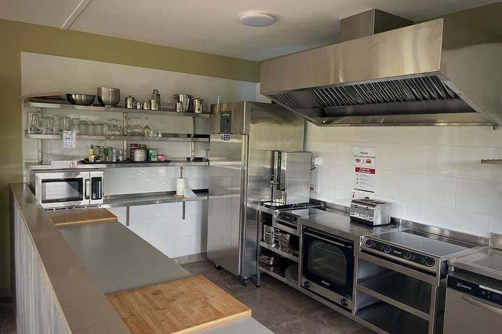 Log cabin for 45 people - 1