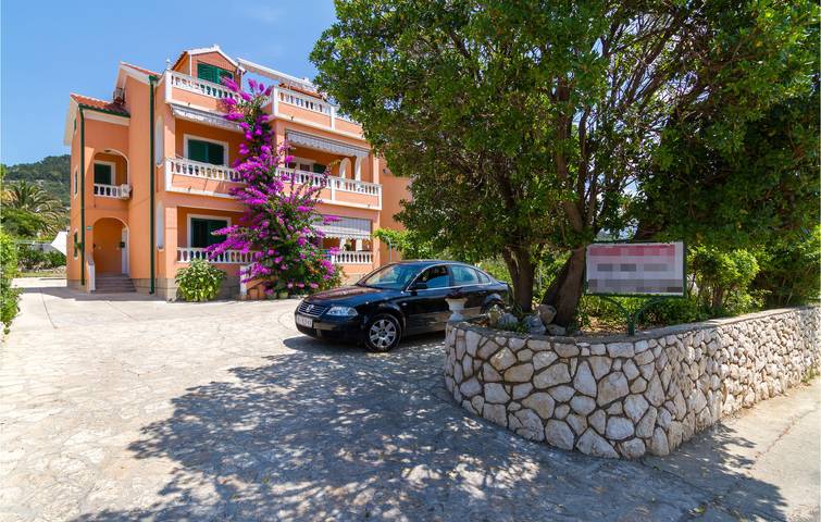 Ferienwohnung für 4 Personen, mit Garten - 1