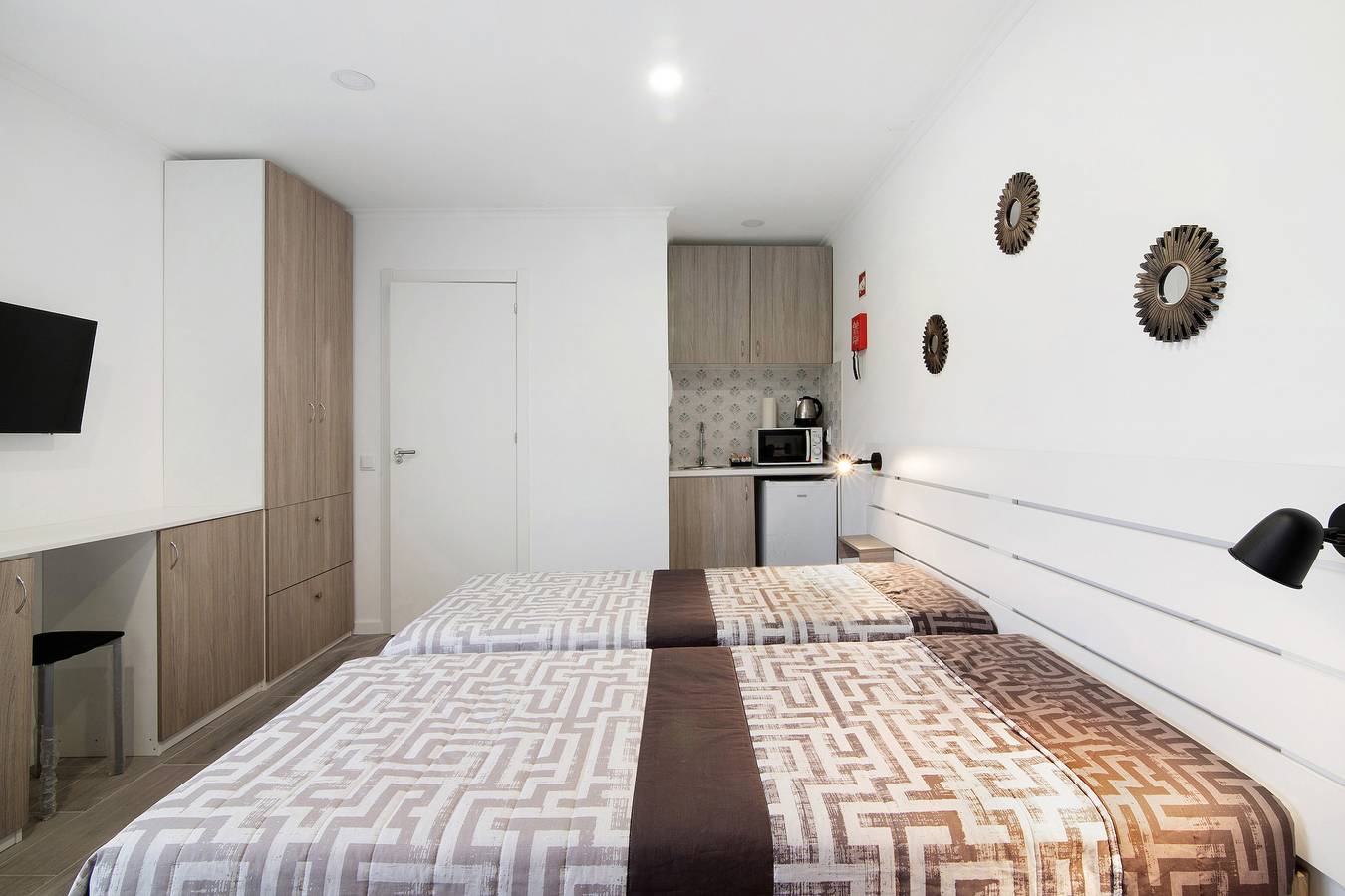 Apartamento inteiro, Apartamento 'Mar' com terraço partilhado, Wi-Fi e ar condicionado in Moncarapacho, Ria Formosa