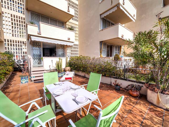 Appartement de vacances pour 4 personnes, avec jardin ainsi que vue et terrasse à Platja d'Aro