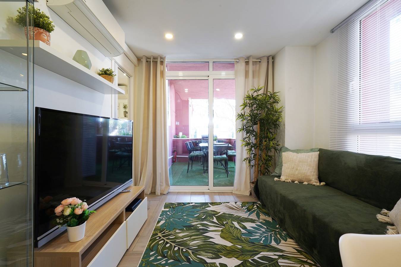 Appartement de vacances entier, Apartment-4people-Parking-Castelledefels-Bikes-Bbq in Castelldefels, Baix Llobregat