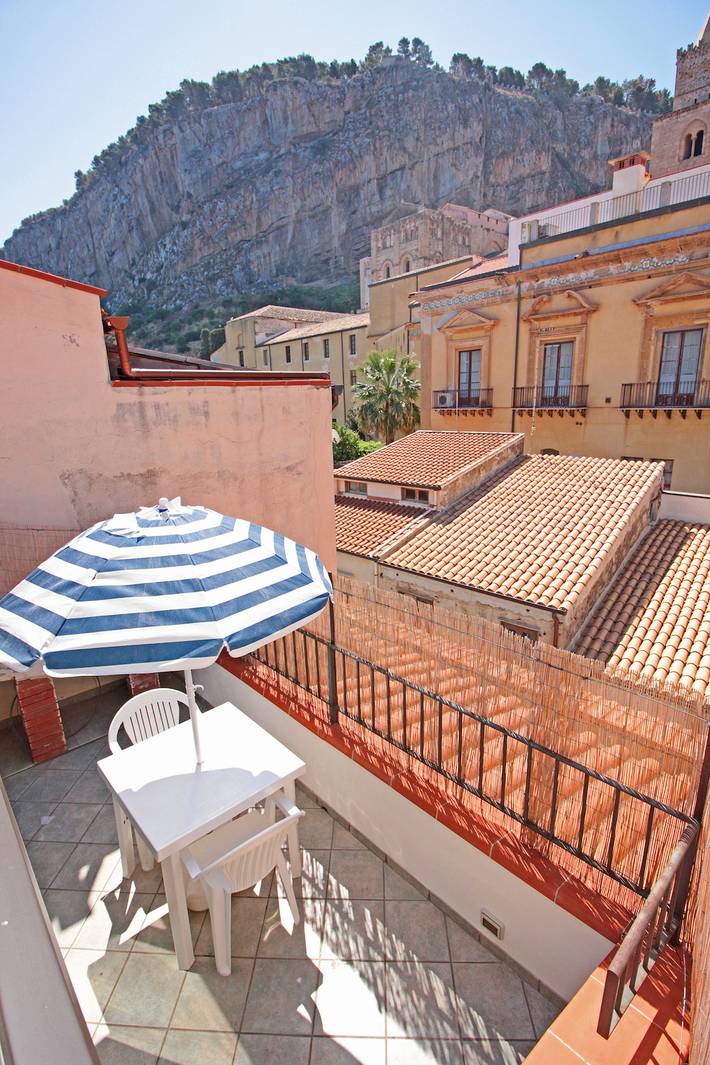 Ferienwohnung für 3 Personen, mit Terrasse in Cefalù - 2