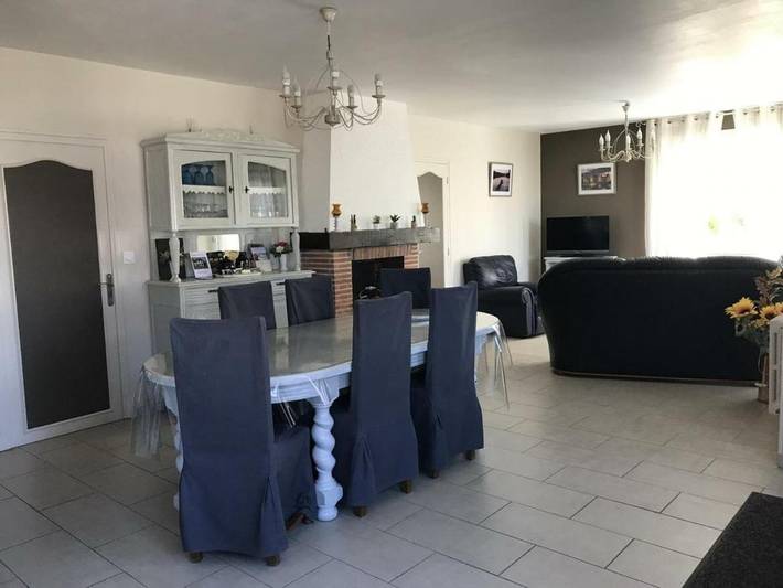 Location de vacances pour 6 personnes, avec terrasse à Dhuizon - 3