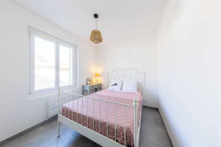 Contemporary Home Between Marseille And Aix-En-Provence In A Quiet Neighborhood in Marignane, Mittelmeerküste (Frankreich)