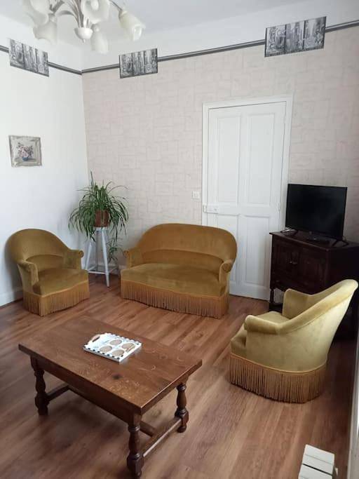 Appartement entier, F2 1Er Etage - 5 min du Lac de Madine in Vigneulles-lès-Hattonchâtel, Région de Commercy
