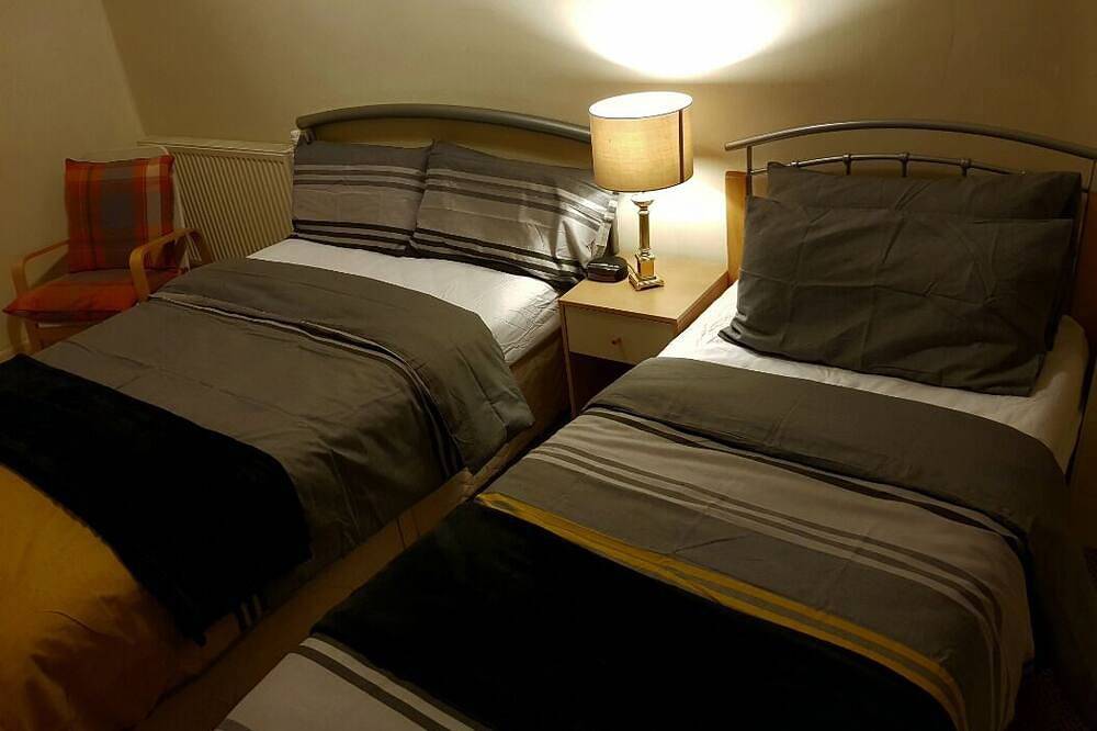 Ganze Wohnung, Ein Apartment zur Selbstverpflegung an einem attraktiven Ort. in Inverclyde