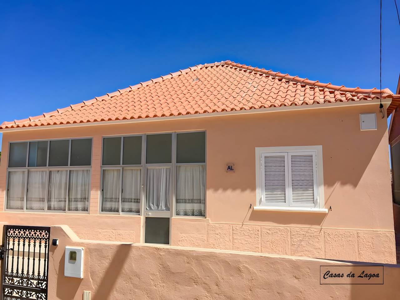 Casa de férias 'Encanto' com terraço privado e Wi-Fi in Costa Alentejana