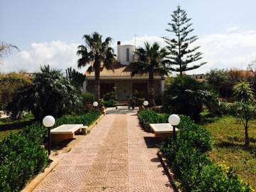 Holiday Apartment for 10 People in Trappeto, Palermo Province, Photo 2