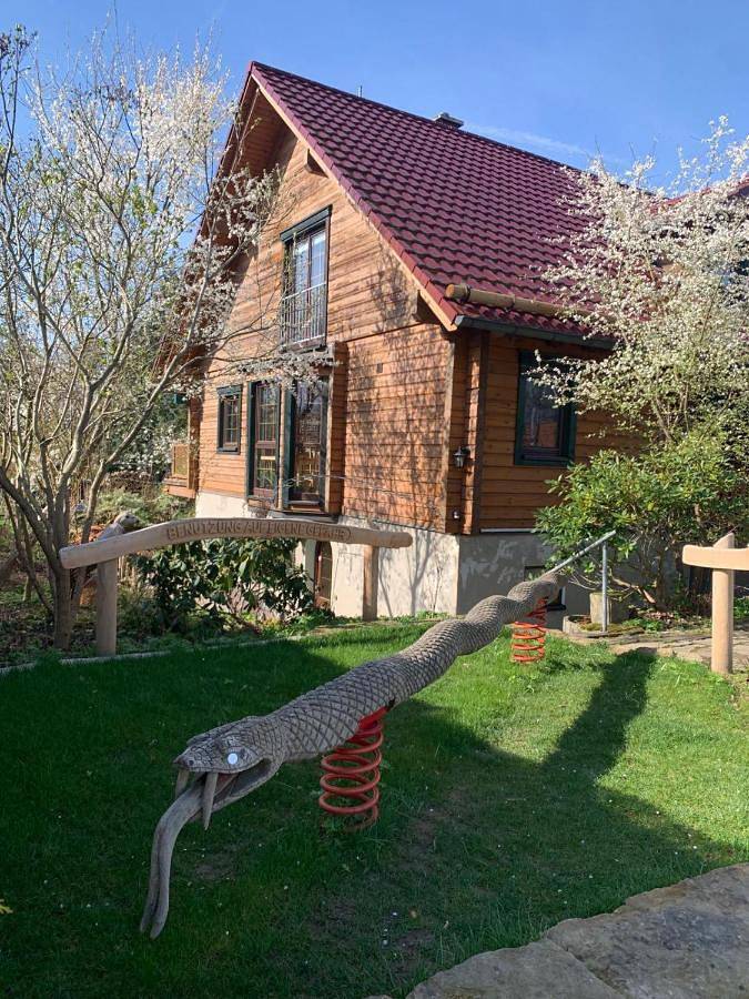 Ferienwohnung für 4 Personen, mit Terrasse und Garten