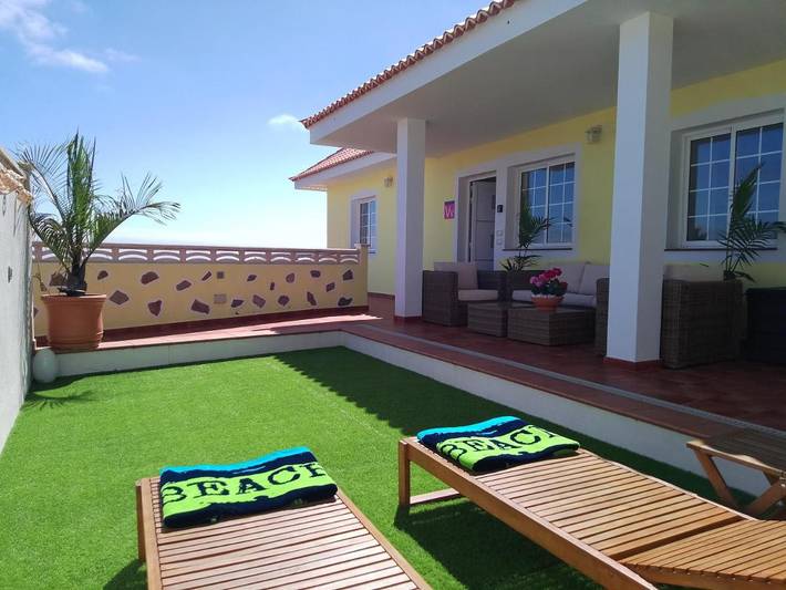 Apartamento de vacaciones para 4 personas, con vistas y jardín - 1