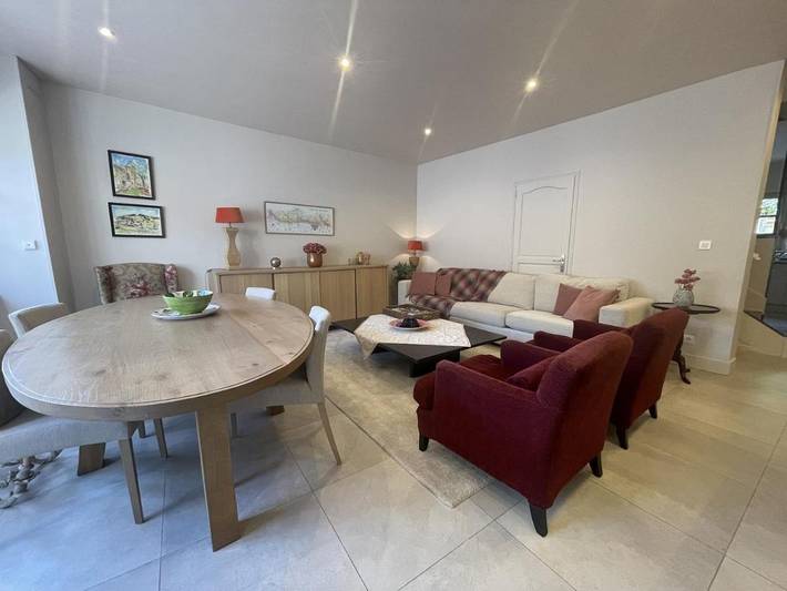 Gîte pour 4 personnes, avec terrasse à Volnay