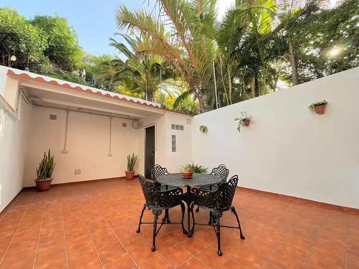 Apartamento de vacaciones para 4 personas, con terraza y vistas - 1