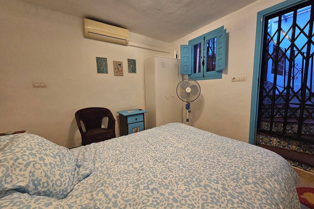 Apartamento entero, Casa Hoz con terraza in Oliva casco antiguo, Oliva