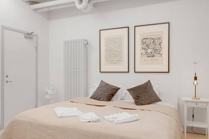 Ganze Wohnung, I hjärtat av Stockholm in Norrmalms stadsdelsområde, Stockholm