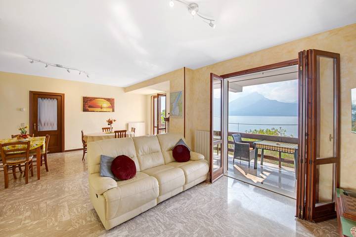 Ferienhaus für 5 Personen, mit Garten und Seeblick sowie Balkon in Torri del Benaco