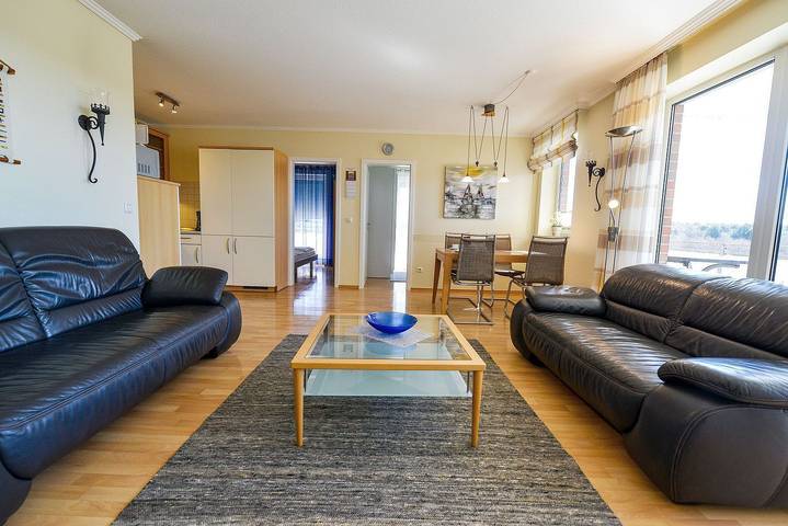 Ferienwohnung für 4 Personen, mit Balkon in Cuxhaven - 2