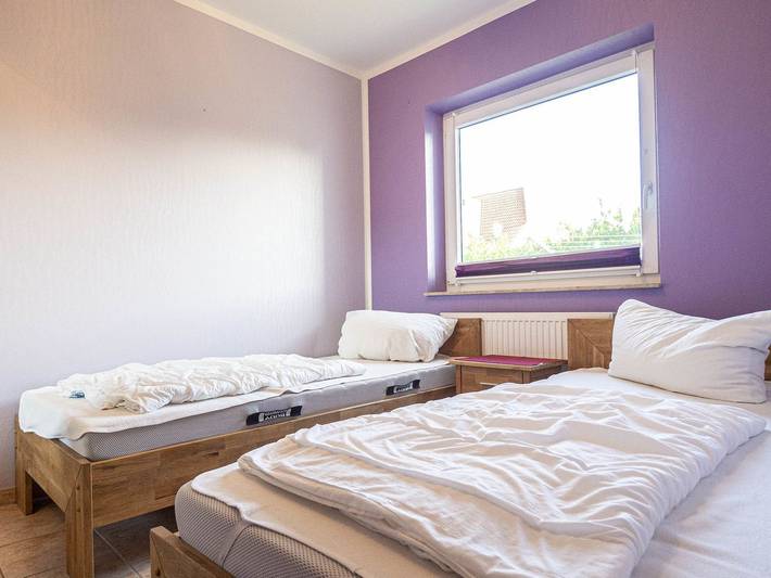 Entire apartment, Ferienhaus Karola, Wohnung 1 - Eg in Hauptstrand Glowe, Glowe