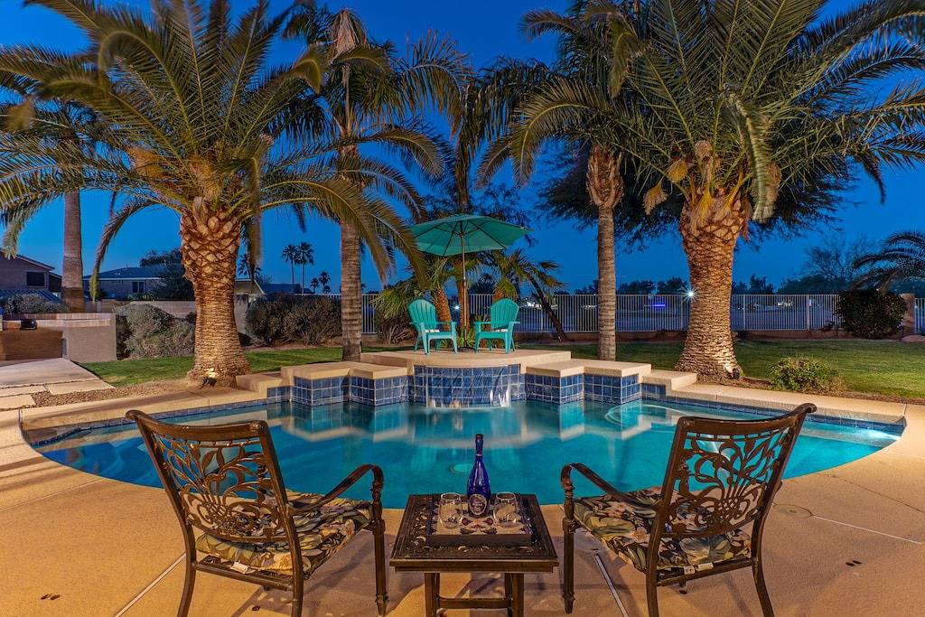 Golf Course View: Htd Pool, Hot Tub, Fire Pit, Game Room w/Pool Table, Tvs All Brs, 2 Kid's Bikes in Gilbert, Maricopa County