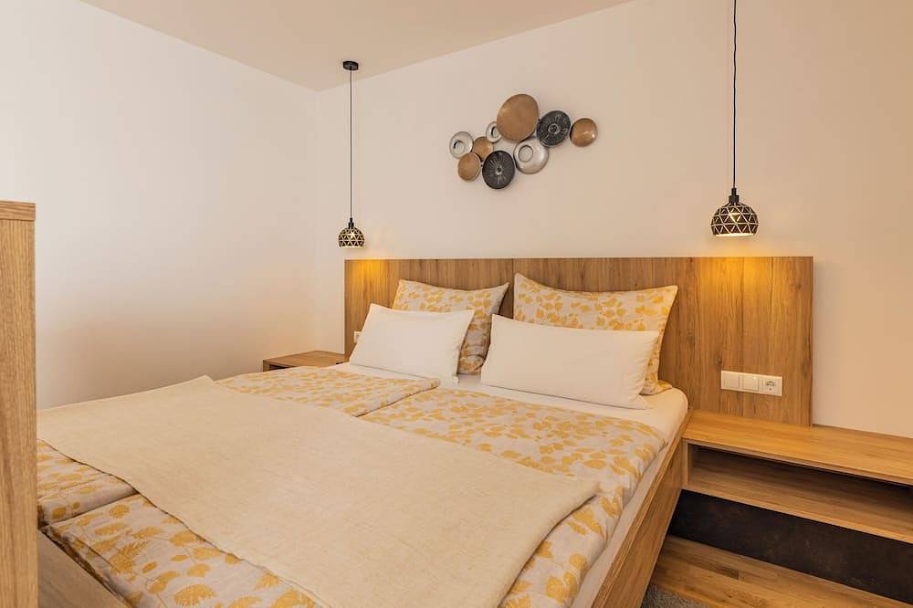 Ganze Wohnung, Gemütliche Ferienwohnung mit freiem Blick auf die umliegende Bergwelt in Stubaier Alpen, Inzing