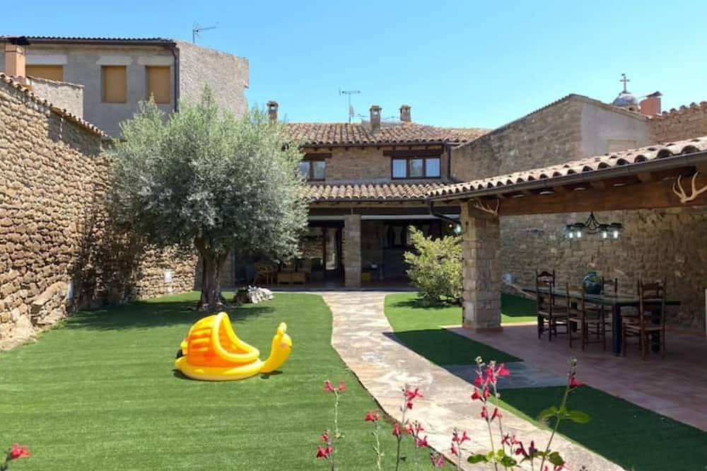 Casa Rural para 6 Personas en Artesa de Segre, Costers del Segre