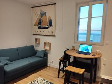 Gîte pour 2 personnes, avec vue et jardin à Luc-sur-Mer
