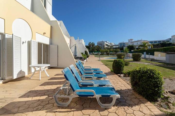 Maison d’hôte pour 6 personnes, avec Balcon ainsi que Jardin et Piscine à Albufeira - 2