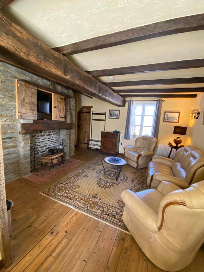 The Bell`s End Cottage in Mortain-Bocage, Région d'Avranches