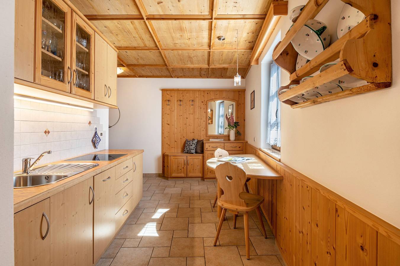 Appartamento intero, Appartamento "Schreiberhof Panorama" con vista sulle montagne, giardino in comune e Wi-Fi in Laion, Dolomiti Superski