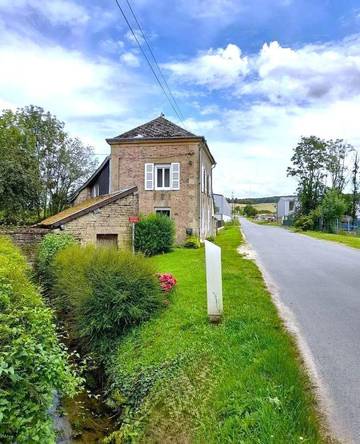 Gîte pour 4 personnes, avec jardin dans les Ardennes