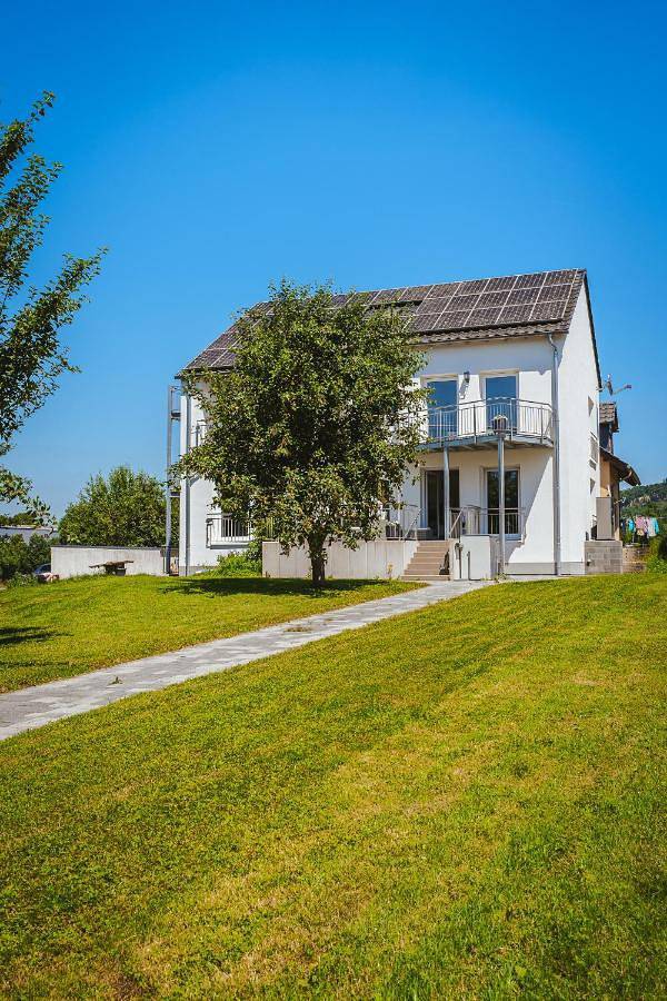 Appartement entier, Ferienwohnungen Casa Tamaltio am Moselradweg - Nähe Trier und Luxemburg in Temmels, Arrondissement de Trèves-Sarrebourg