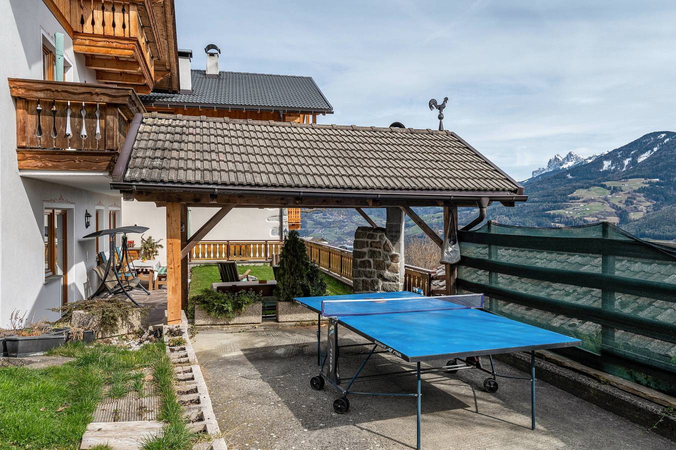 Ganze Wohnung, Ferienwohnung 'Malsötscherhof A' mit Bergblick, privater Terrasse und Wlan in Gravetsch, Villanders