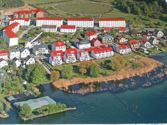 Ferienhaus für 6 Personen, mit Balkon und Seeblick an der Müritz - 4