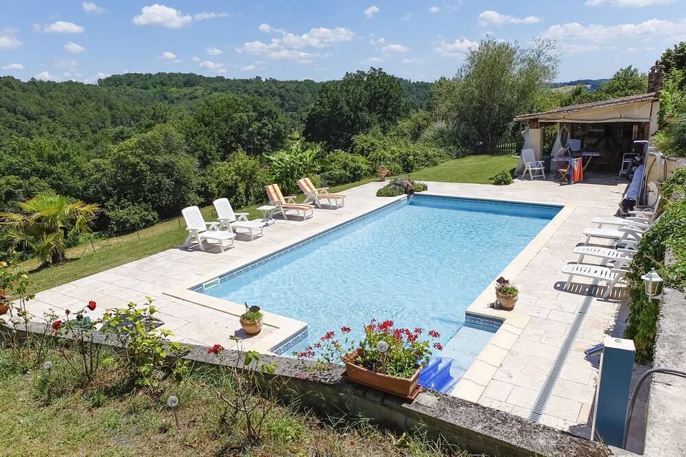 Maskali, Gite le Marin, beheiztes Schwimmbad mit freiem Blick in Thenon, Périgord Noir