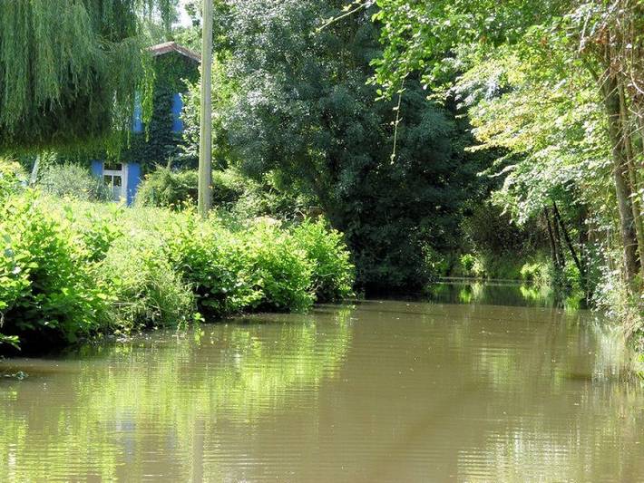 Gîte pour 6 personnes, avec Jardin